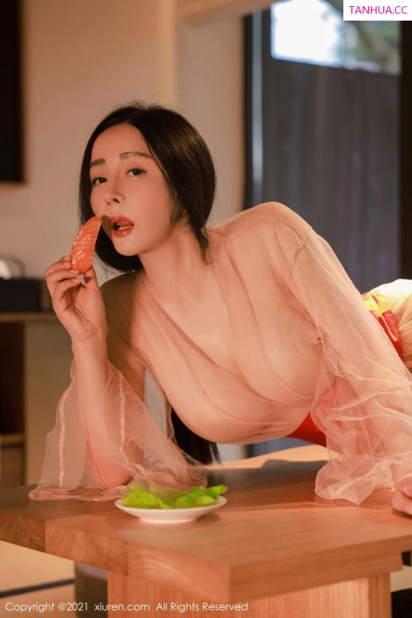 允薾  [XiuRen]高清写真图 2021.09.27 No.4002 允薾第47张图片
